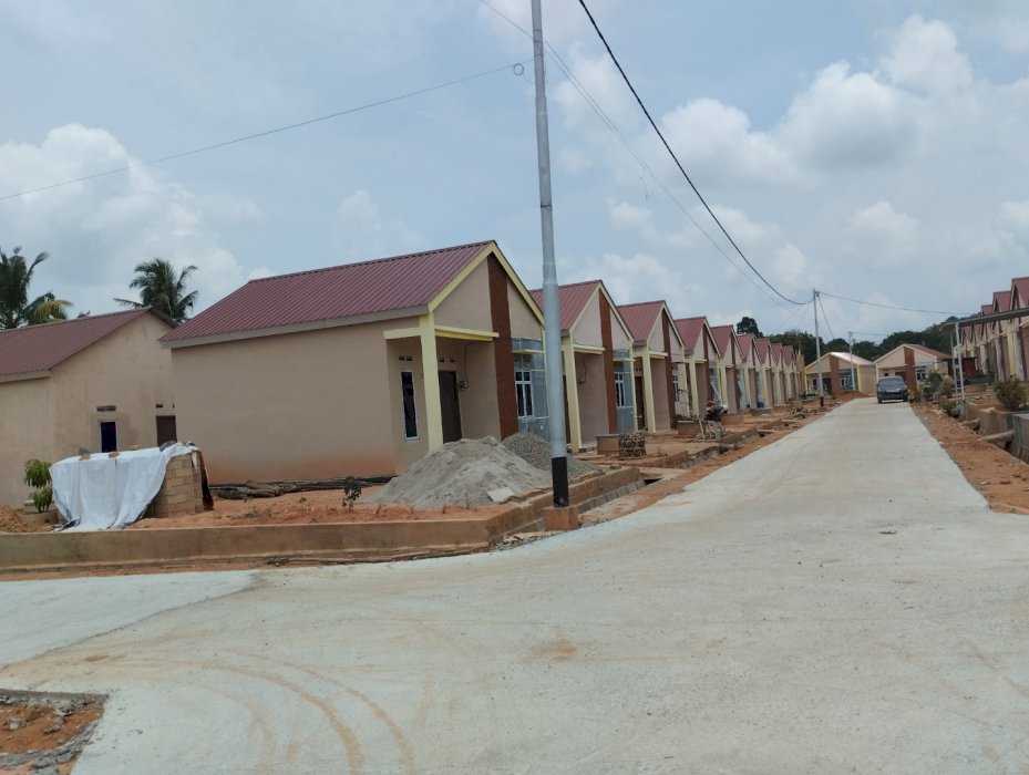 Dijual rumah bersubsidi tipe 36/96lokasi strategis pinggir jalan raya