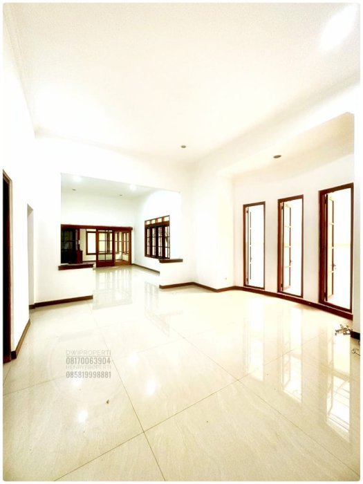 Disewa Rumah Menteng Cocok Buat Office Jarang Ada