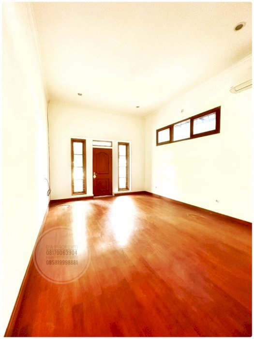 Disewa Rumah Menteng Cocok Buat Office Jarang Ada