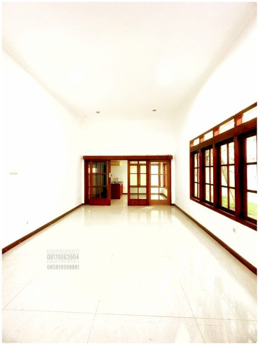 Disewa Rumah Menteng Cocok Buat Office Jarang Ada