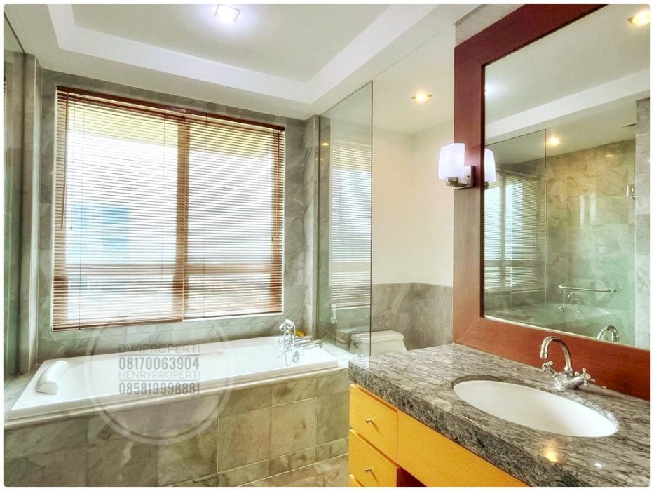 Pakubuwono Residence Dijual Cepat Best Price 2+1BR