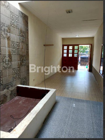 RUMAH DI RUNGKUT ASRI TIMUR SURABAYA