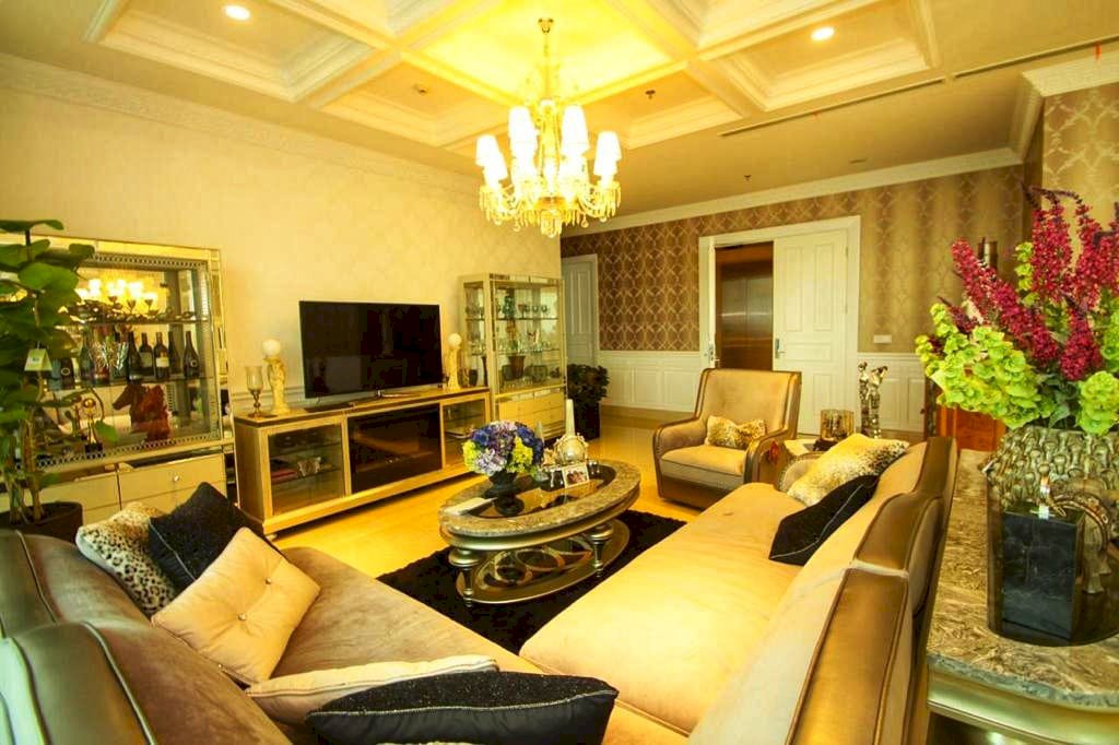 Pakubuwono Residence For Rent Best Unit 3BR Full Furnish Best View