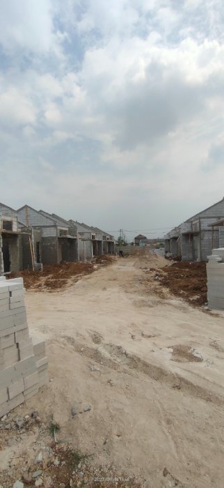 RUMAH MEWAH GIANDRA RESIDENCE KALIJAYA DP.0% di