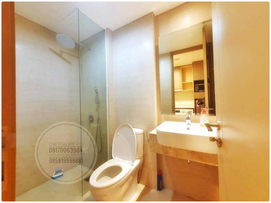 sewa Gold Coast Apartment Studio Full Furnish Lantai Tengah Best View