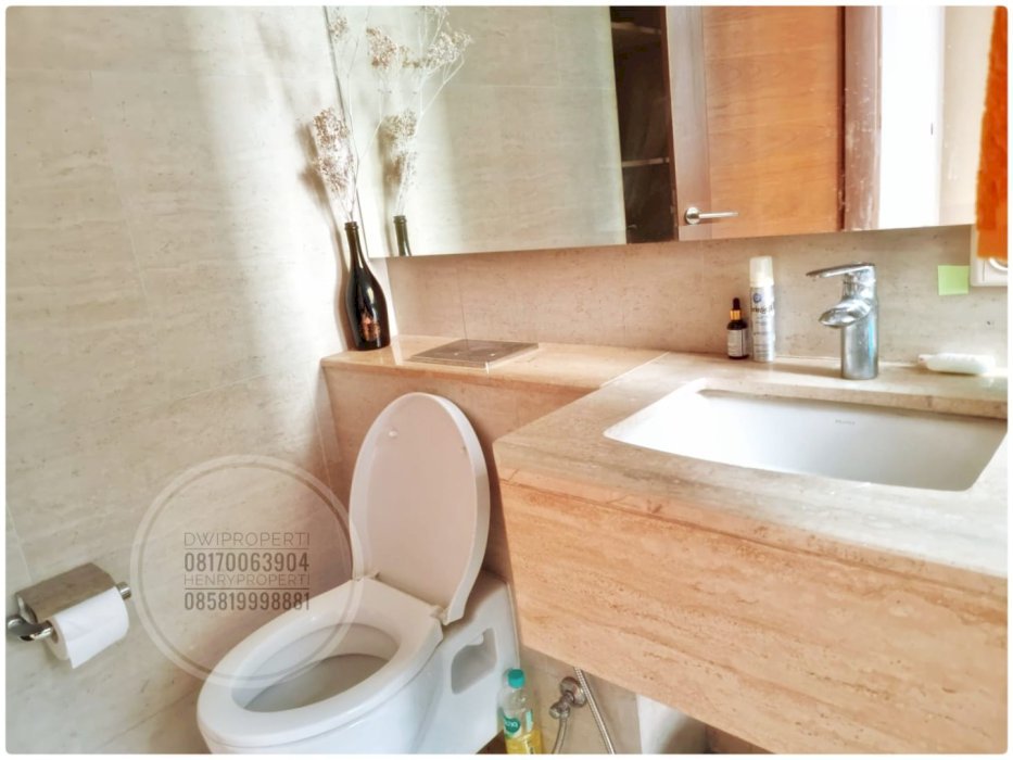 Taman Anggrek Residence Unit Condo 3BR Full Renov Furnish Pool View