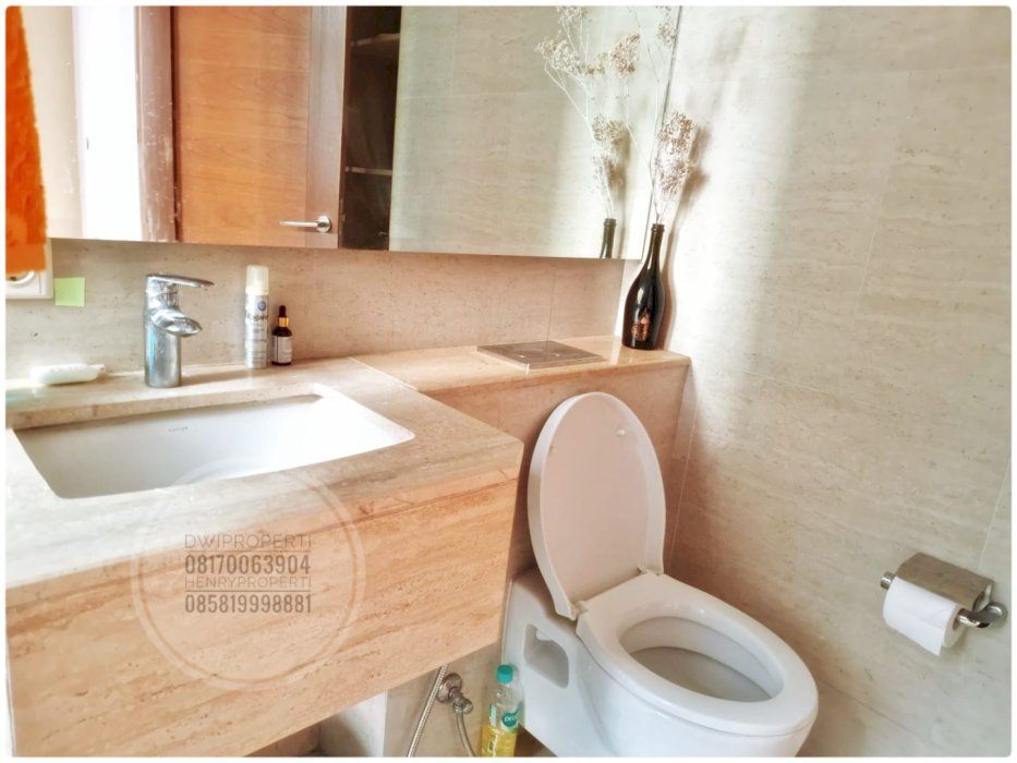 Taman Anggrek Residence Unit Condo 3BR Full Renov Furnish Pool View