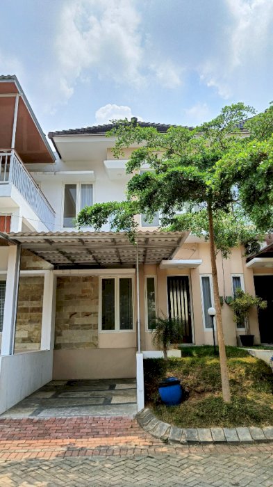 Kalindra Town house Riverside