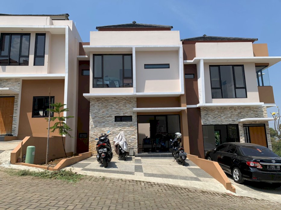 hot property di sariwangi