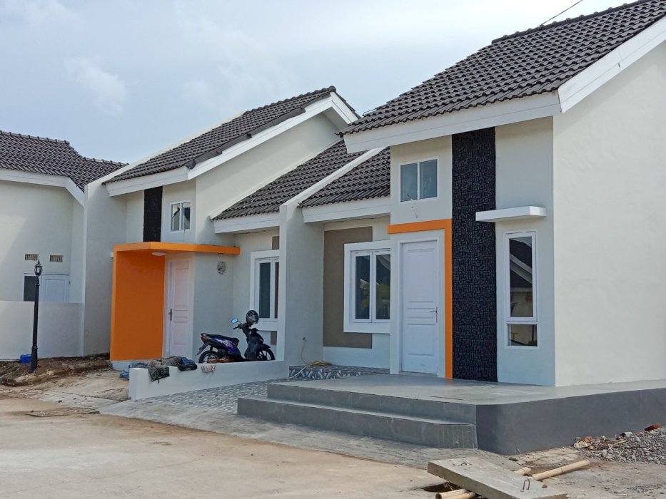 RUMAH READY STOCK POROS HERTASNING BARU