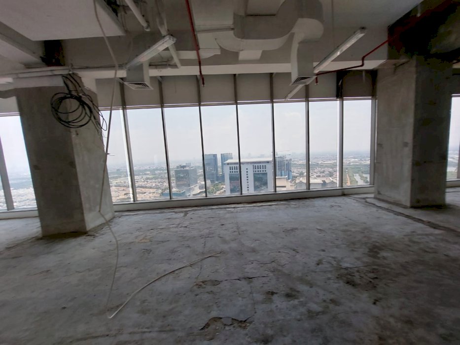 Disewa Office Gold Coast Bare View Laut dan City Lantai Tinggi