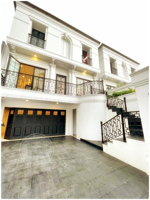 Dijual Rumah Luxury Brand New 2 Lt American Style