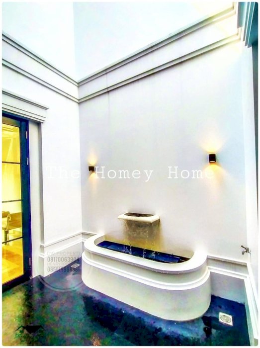 Dijual Rumah Luxury Brand New 2 Lt American Style