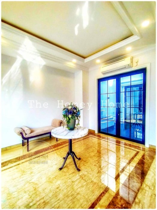 Dijual Rumah Luxury Brand New 2 Lt American Style