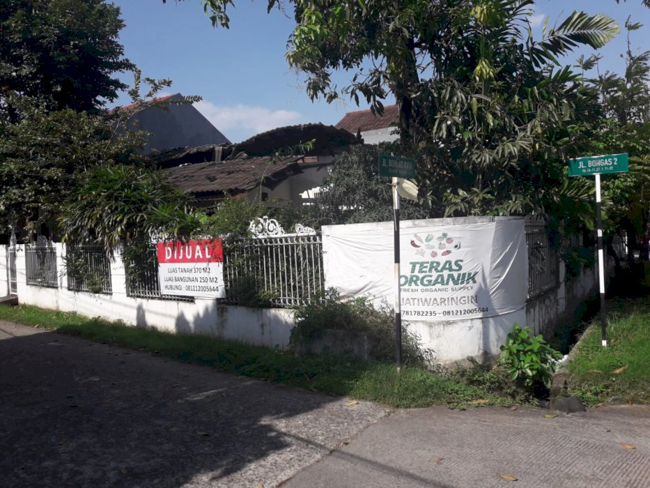 Dijual Tanah dan Bangunan