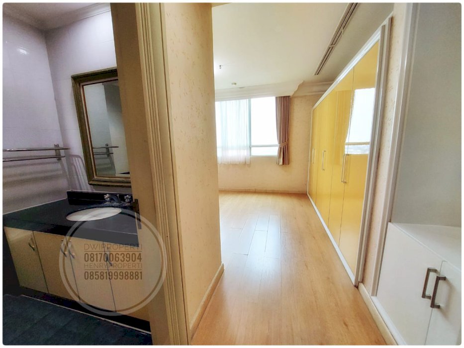 Disewa Apt. Simpruk Teras Unit 2+1BR Mid Floor City View