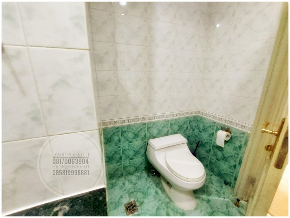 Disewa Apt. Simpruk Teras Unit 2+1BR Mid Floor City View