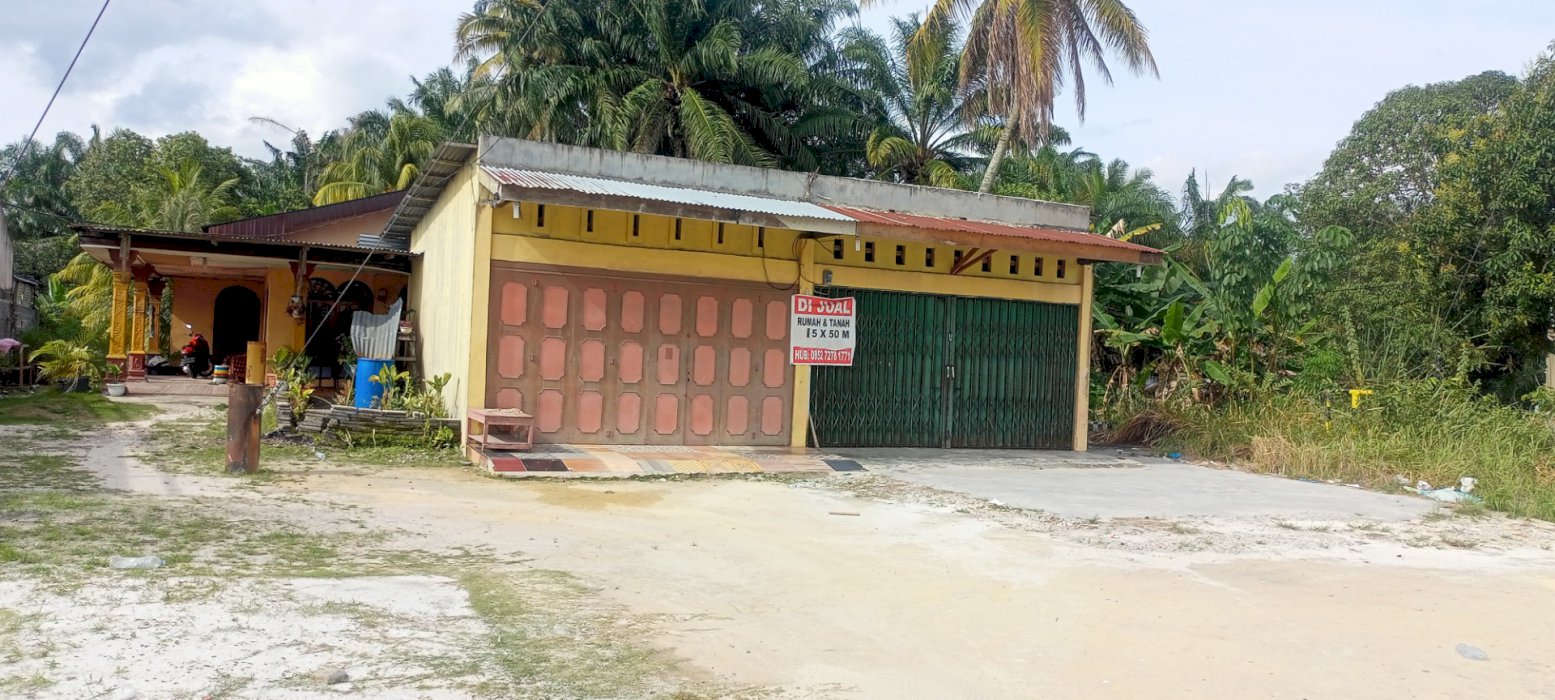 Jual Tanah + Rumah+ 2 Ruko