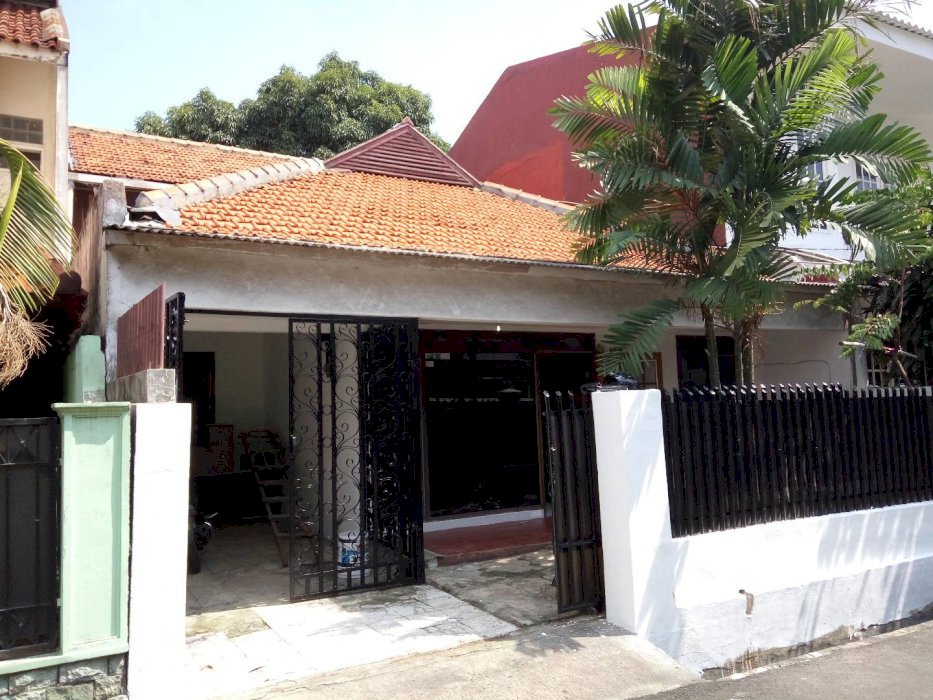 Disewakan rumah tinggal di Rawamangun