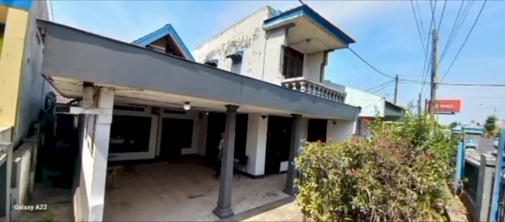 Di Jual Rumah 2 Lantai Lokasi Pinggir Jalan Di Balong Bendo Sidoarjo