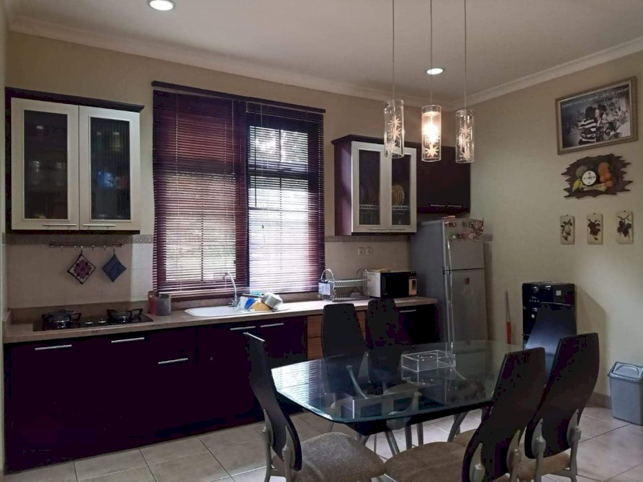 Jual Villa di Kota Bunga Puncak