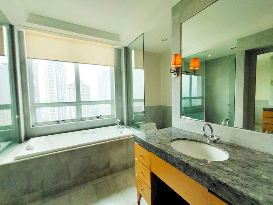 Pakubuwono Residence Dijual Best Price 2+1BR Dibawah Harga Market