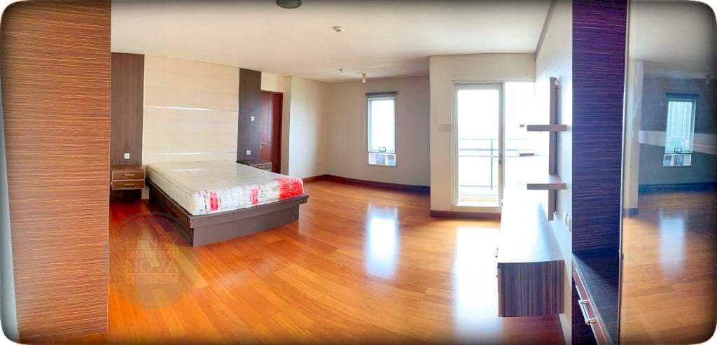 Disewa Permata Hijau Residence Special Unit 4+1BR Pool View