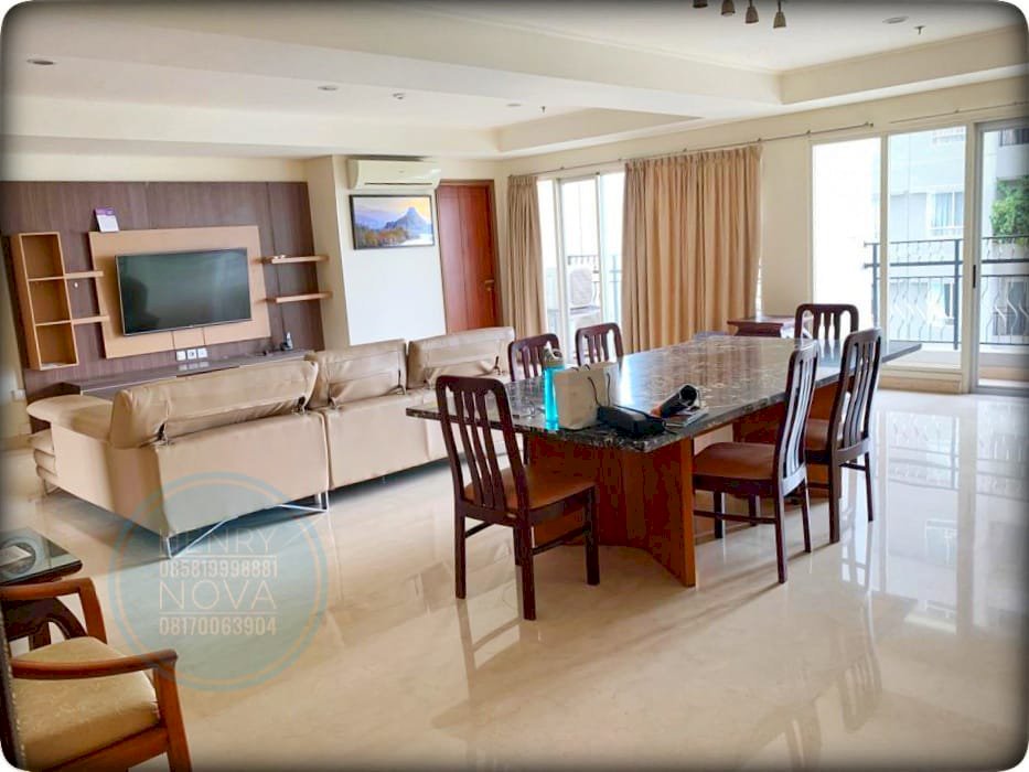 Disewa Permata Hijau Residence Special Unit 4+1BR Pool View