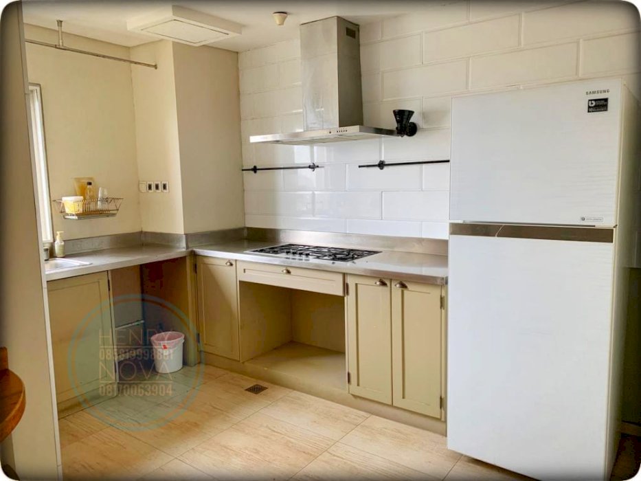Disewa Permata Hijau Residence Special Unit 4+1BR Pool View