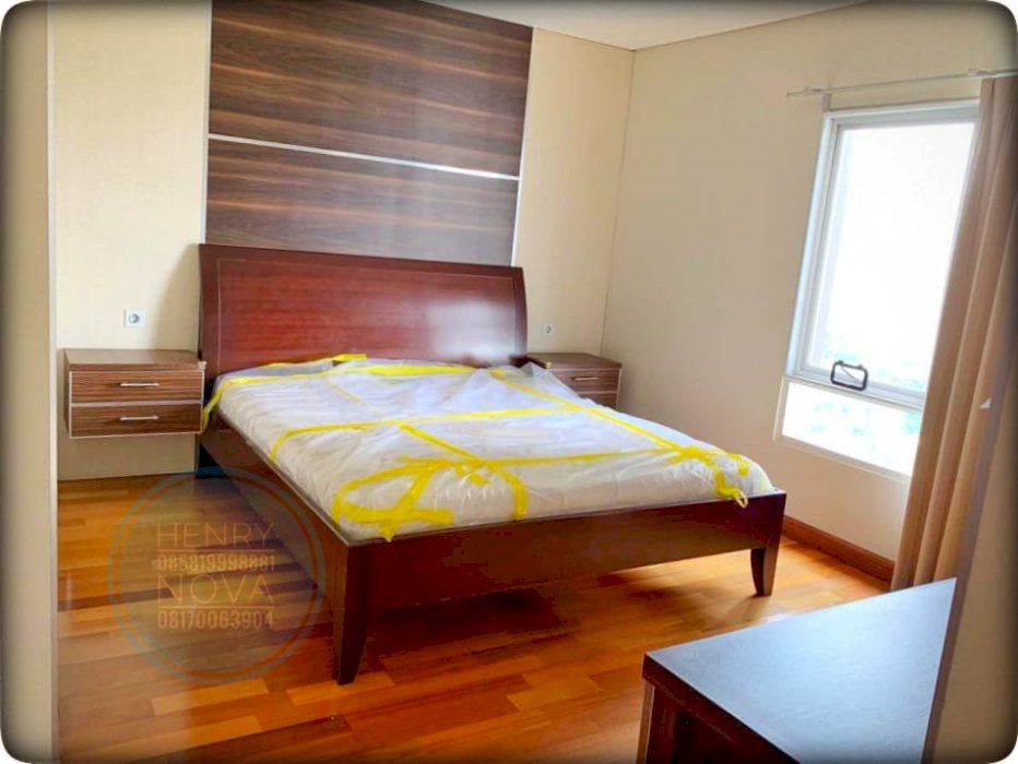 Disewa Permata Hijau Residence Special Unit 4+1BR Pool View