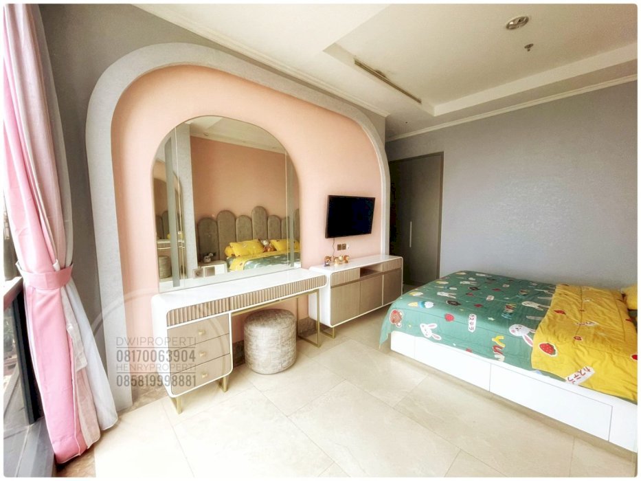 Dijual District 8 Unit 3+1BR Full Furnish Best City View