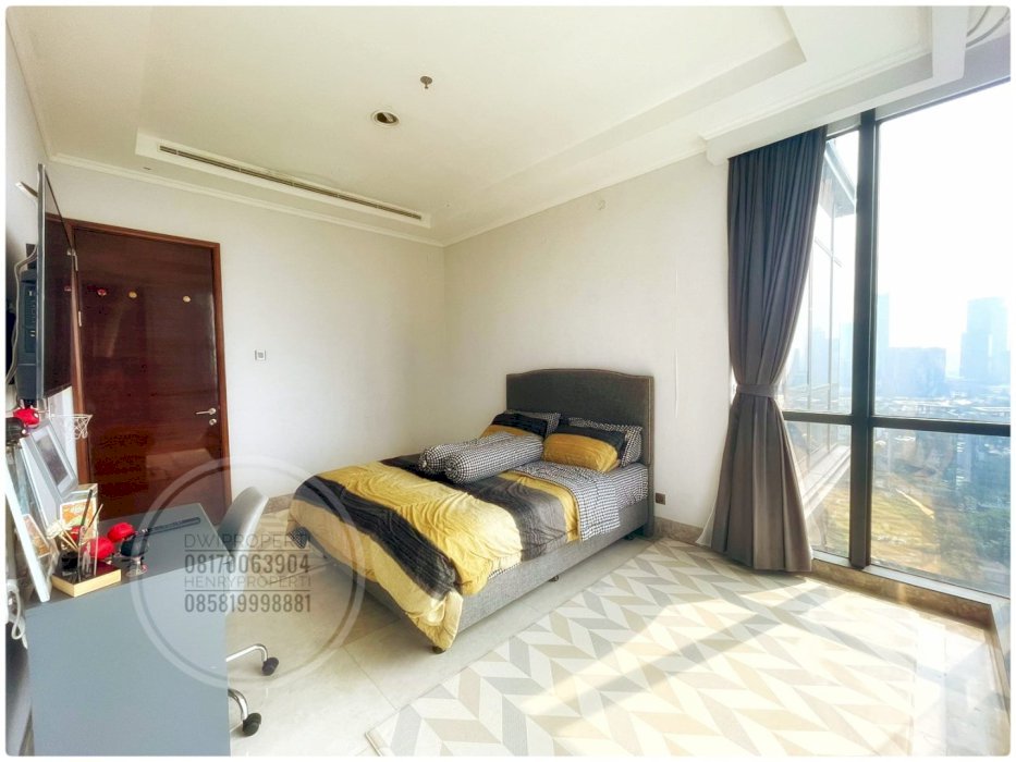 Dijual District 8 Unit 3+1BR Full Furnish Best City View