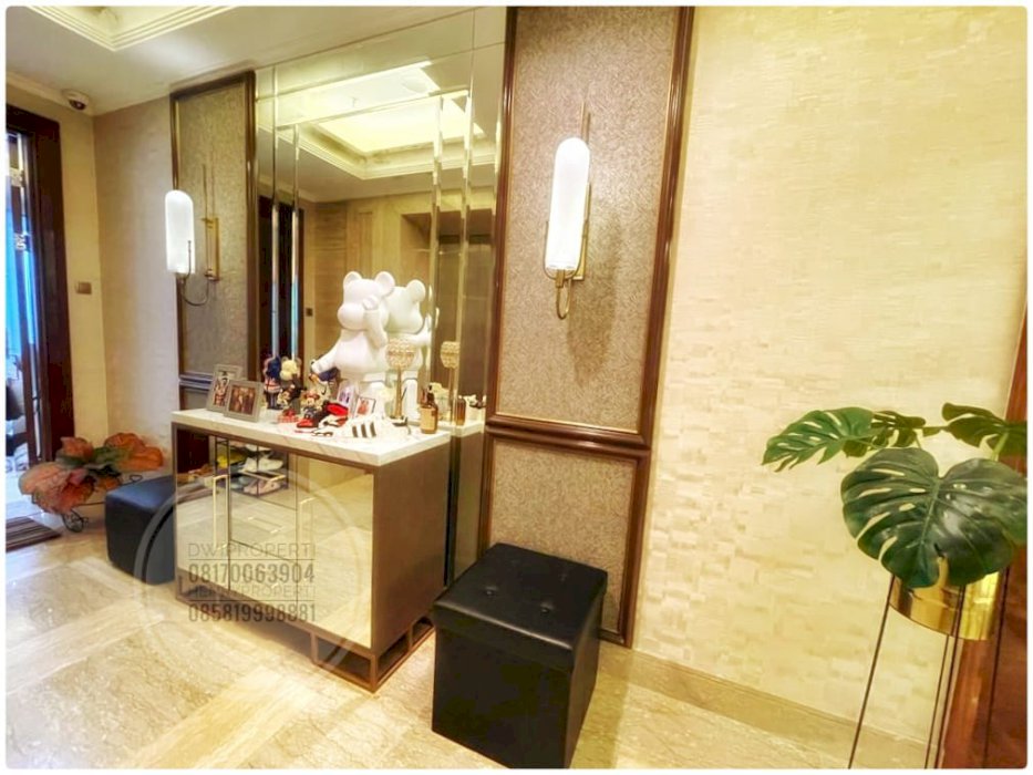 Dijual District 8 Unit 3+1BR Full Furnish Best City View