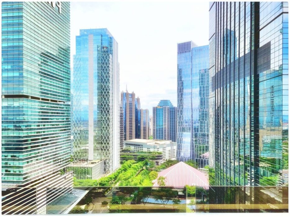 Dijual District 8 Unit 4 BR Semi Furnish Best City View