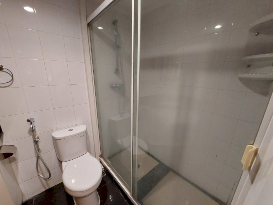 Disewa Per Bulan Taman Anggrek Unit 2+1BR Full Furnish