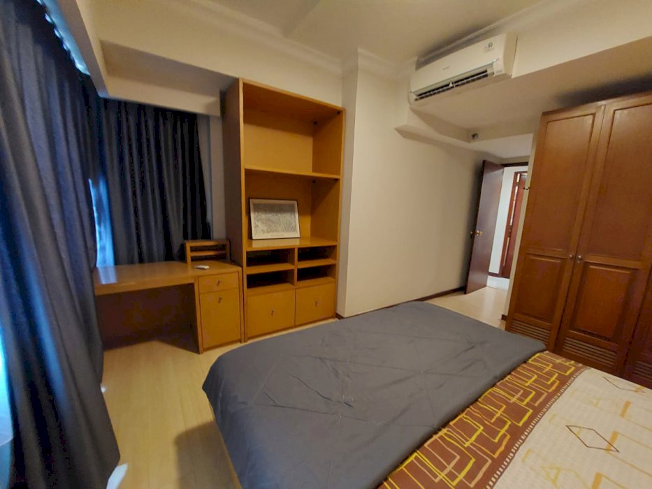 Disewa Per Bulan Taman Anggrek Unit 2+1BR Full Furnish