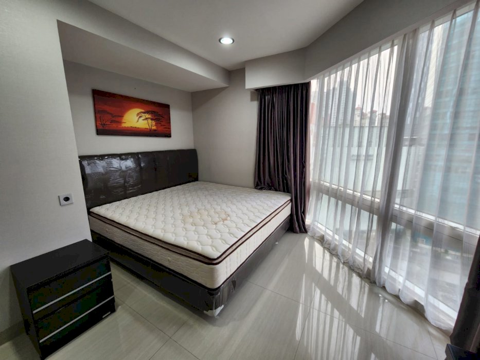 Disewa Taman Anggrek Unit 4+1BR Full Furnish