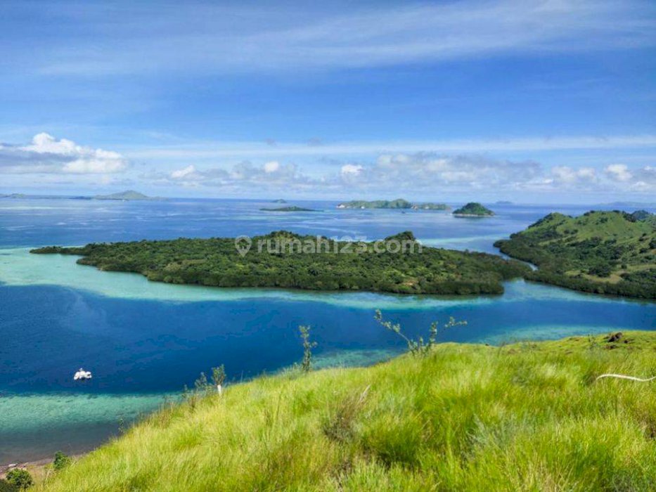TANAH Binongko Labuan Bajo  Labuan Bajo, Manggarai Barat