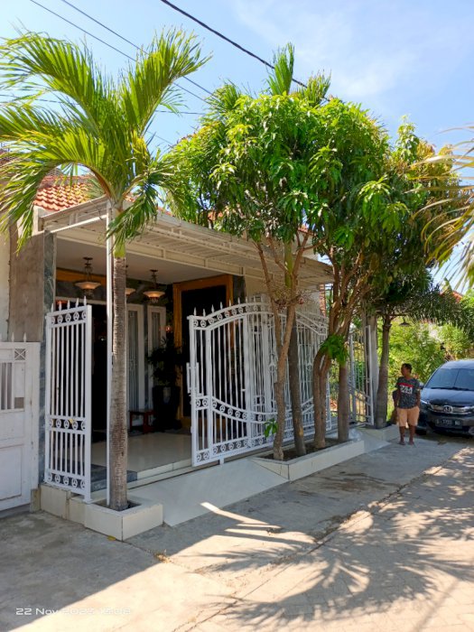Rumah Bule Eksklusif Mewah dengan full Granit dan full Interior