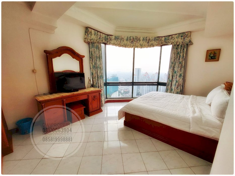 Disewa Taman Anggrek Unit 2+1BR Full Furnish