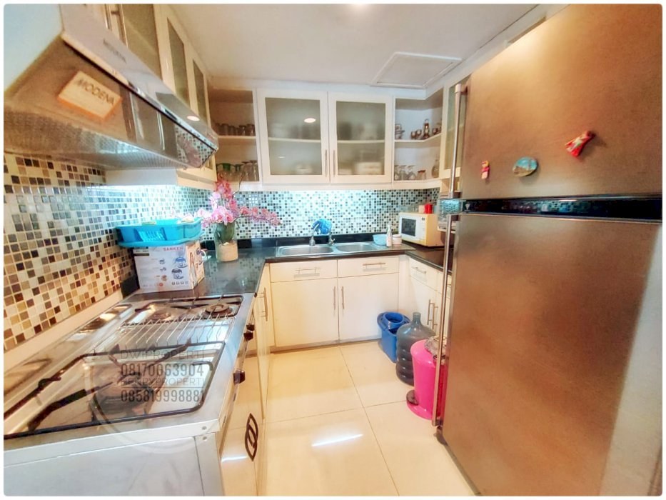 Disewa Taman Anggrek Unit Sudut 2+1BR Full Furnish Pool View