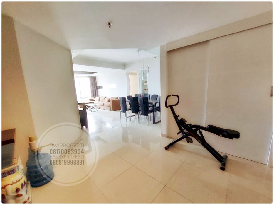 Disewa Taman Anggrek Unit Sudut 2+1BR Full Furnish Pool View