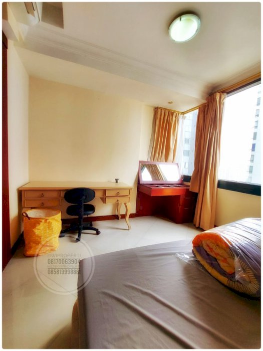 Disewa Taman Anggrek Unit Sudut 2+1BR Full Furnish Garden View