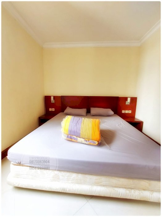 Disewa Taman Anggrek Unit Sudut 2+1BR Full Furnish Garden View