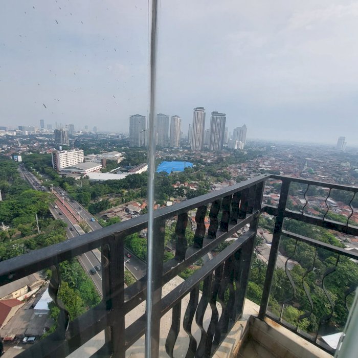 Dijual Permata Hijau Residence Unit 3+1 Middle floor  City View