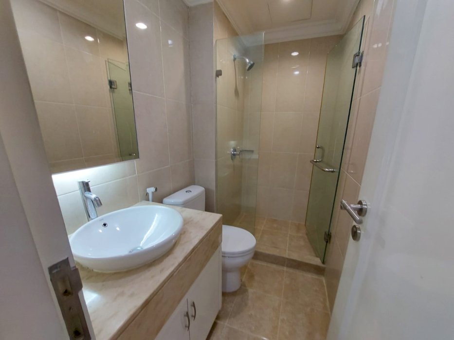 Dijual Permata Hijau Residence Unit 3+1 Mid Fl. City View Full Renov