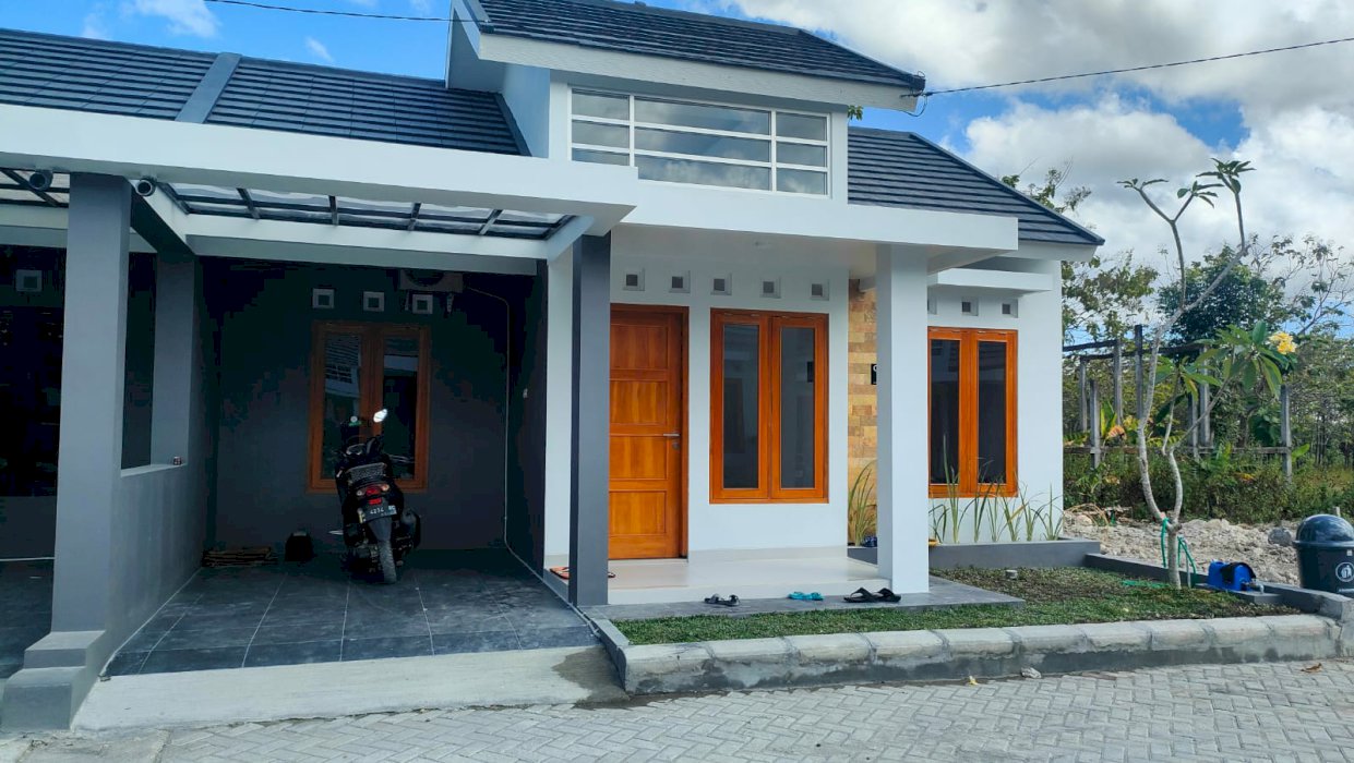 RUMAH DALAM PERUMAHAN MEWAH DEKAT KOTA WONOSARI