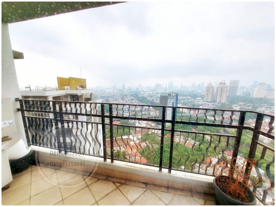 Dijual Permata Hijau Residence Unit Sudut 3+1 Mid Fl. Furnish