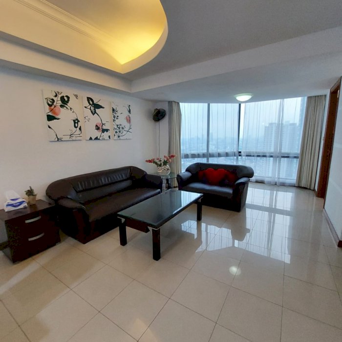 Disewa Per Bulan Taman Anggrek Unit  2+1BR Full Furnish City View