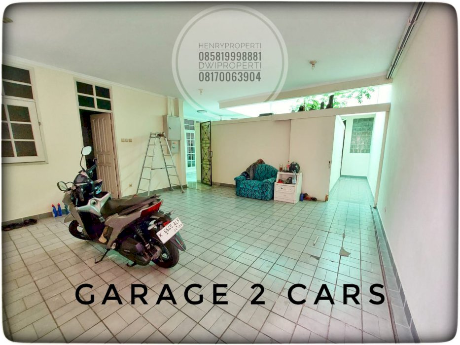 Rumah Pondok Indah 5 menit Ke JIS Lokasi Tenang Bisa dibantu KPR